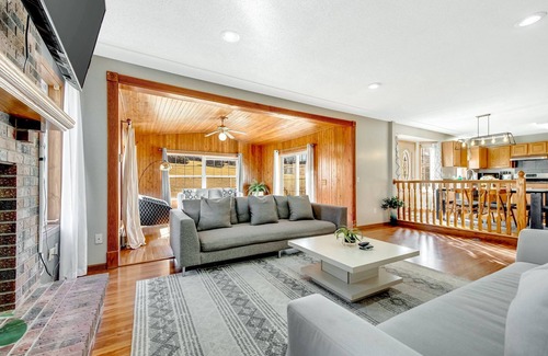 Chanhassen House | ★SPACIOUS★MINNEAPOLIS SUBURBS★PAISLEY PARK★TWIN CITIES★LAKES