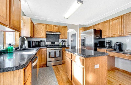 Chanhassen House | ★SPACIOUS★MINNEAPOLIS SUBURBS★PAISLEY PARK★TWIN CITIES★LAKES