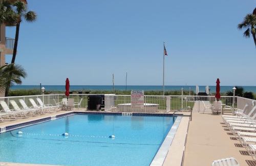 Cocoa Beach House | Spanish Main Unit 4- Direct Oceanfront Condo!