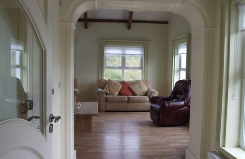 Spanish Point House | Spanish Point, Executive accommodation along rugged coastline
