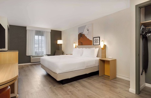 Rock Springs Hotel | Spark by Hilton Rock Springs