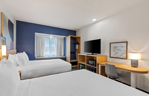 Wilkes-Barre Hotel | Spark by Hilton Wilkes Barre