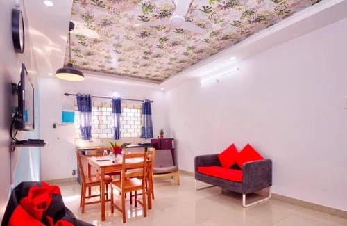 Vagator House | SPARKLING APARTMENT WITH POOL, WIFI (2BHK X2)