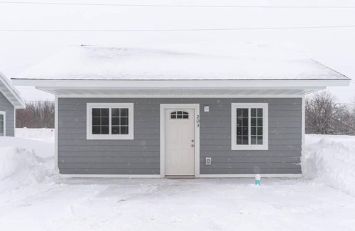 Laurium Cottage | Sparkling Clean! 2 Bedroom Cottage- Located in Beautiful Keweenaw