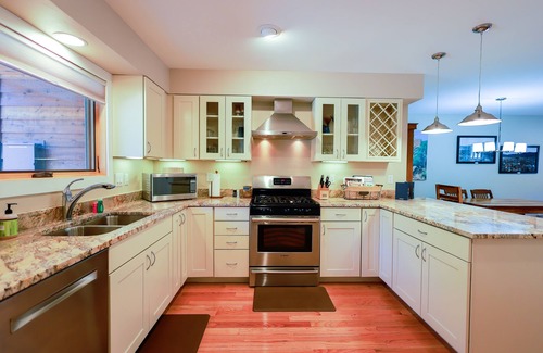 Durango House | Sparkling new home close to downtown & hiking trails