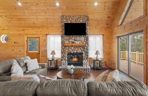 Schenevus Cabin | Sparrowhawk Lake Log Estate With Firepit Lakefront