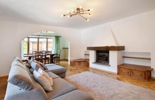 Courmayeur Apartment | Spazioso Appartamento a Courmayeur