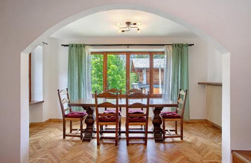 Courmayeur Apartment | Spazioso Appartamento a Courmayeur