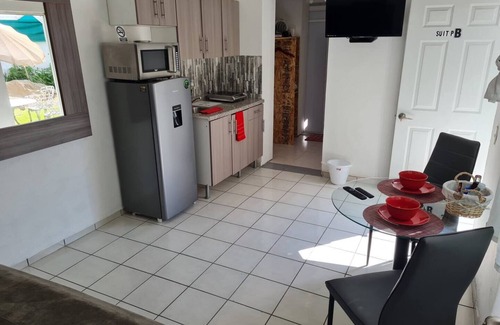 Zapopan Apartment | SPB Estudio 1 cama +sofá con entrada Independiente
