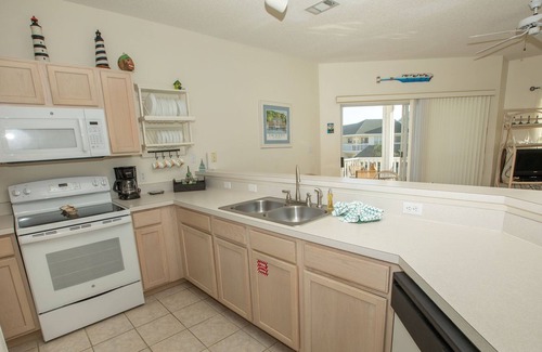 Holiday Isle Condo | SPC 9226 - Upstairs 1 BR - sleeps 6 by RedAwning