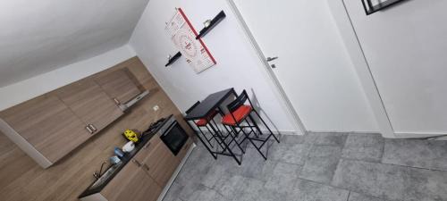 Roccapiemonte Bed & Breakfast | Specchio Riflesso