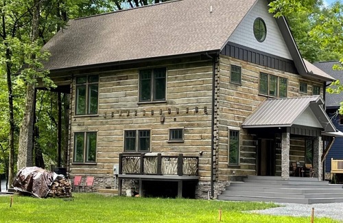 Nantahala Cabin | SPECIAL 20% OFF Month Of NOV Cabin on Nantahala River with Hot tub