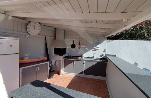 Luz Villa | Special detached family Villa, own pool, BBQ kitchen, huge garden near Luz Beach