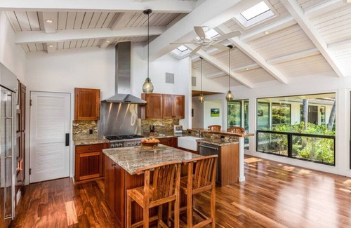 Kamuela House | SPECIAL Rates - Mauna Kea Fairways South 14: Incredible Ocean Views