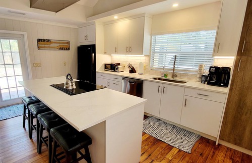 South Sarasota House | Specious and renovated 2 bed 2 bath house