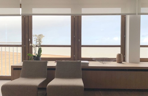 Albertstrand Apartment | Specious Retro Design Apartment With sea View