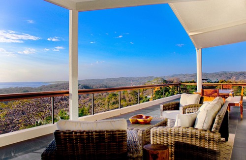 Nosara House | Spectacular 270 degree ocean/mountain VIEWS, very private, recently remodeled