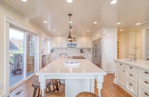 Tillamook House | Spectacular 3-acre Property w/Ocean Views, Fire Pit and Play Structure