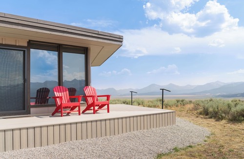 Stanley Cabin | Spectacular 360 Degree Views - Just Minutes from Stanley!