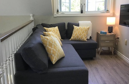 Turkey Point House | Spectacular 4-season home, seconds from the beach. (Pet friendly!).