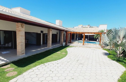 Praia dos Sonhos House | Spectacular, 6 suites, Gourmet Balcony, Billiards, Foosball, Praia dos Sonhos .