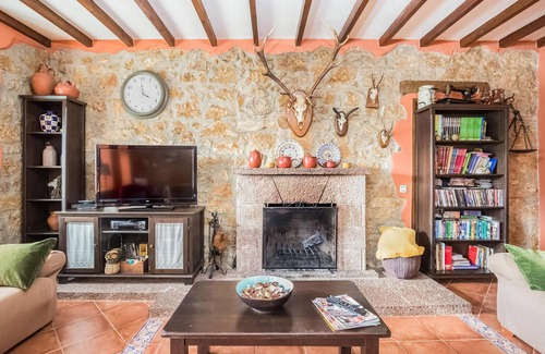 Santullano House | Spectacular and authentic vacation home with a large private plot.