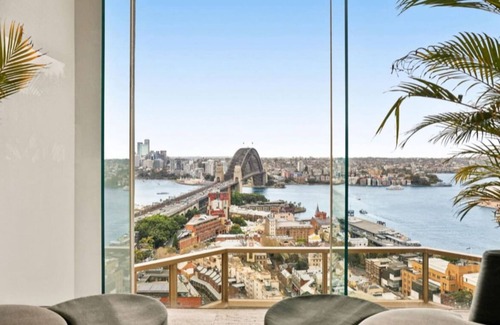 The Rocks Apartment | Spectacular Apartment with Harbour Bridge Views!