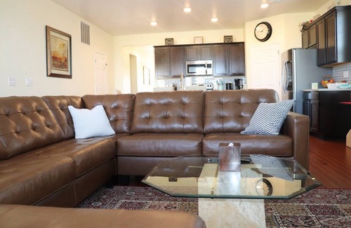 Dupont House | Spectacular back side patio open space and mountain view close to the costco