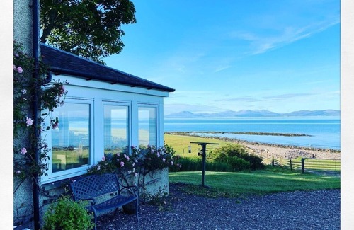 Campbeltown Cottage | Spectacular coastal hideaway - stunning sea views, wildlife and walks