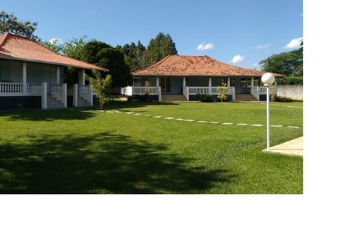 Perimetro Urbano House | Spectacular farm 150 km São Paulo