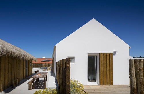 Troia House | Spectacular getaway near the beaches