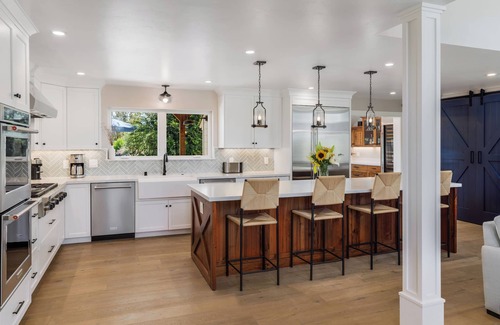 Healdsburg Other | Spectacular Healdsburg Manor-4BR/4.5BA, POOL+2 SPA!
