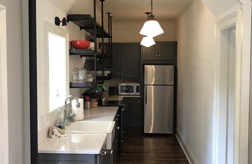 St. Andrews House | Spectacular Home in Downtown Saint Andrews - 4 night min