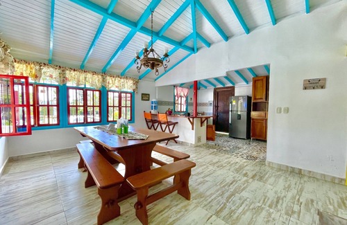 Calima Villa | Spectacular Large Farm in Lake Calima