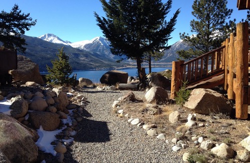 Twin Lakes House | Spectacular Log Home Overlooking Twin Lakes and Mt. Elbert, L100 race available!