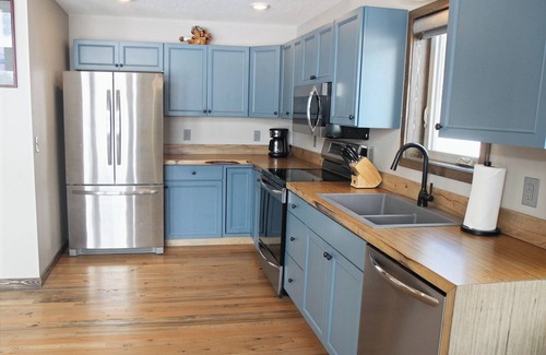 Roscoe House | Spectacular Mountain Cabin in the heart of East Rosebud Mountains