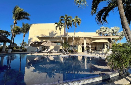 La Condesa House | Spectacular Villa Los Jaimes Acapulco