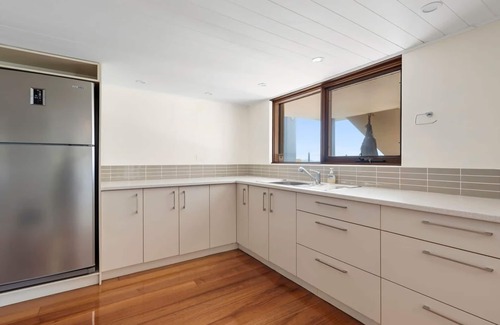 Shellharbour House | Spectacular Ocean Front home With Pool