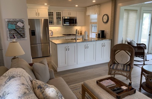 Mashpee Condo | SPECTACULAR OCEAN VIEWS! Upscale, cozy and comfortable Maushop condo with A/C!