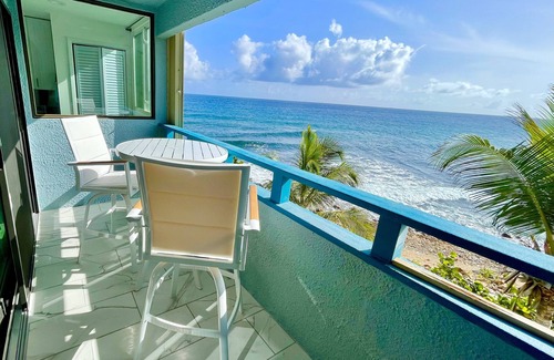 South Coast Condo | Spectacular Oceanfront Villa: Stunning Views, Breezes, Serenity, and Pristine!