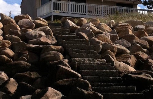 Wellfleet House | Spectacular Private Waterfront Cottage on Bayside. Panoramic Views. Pet Friendly