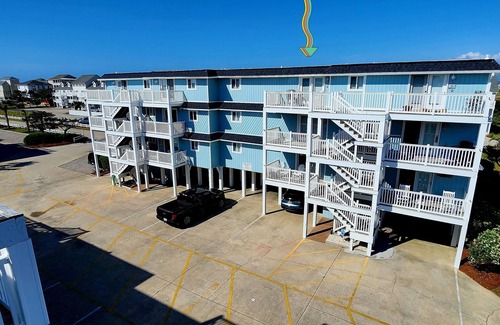 Ocean Isle Beach Condo | Spectacular Sunset Views from this Top/3rd floor condo, 2 bed/2 bath