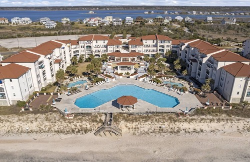 North Topsail Beach Condo | Spectacular Ocean Front Villa Capriani