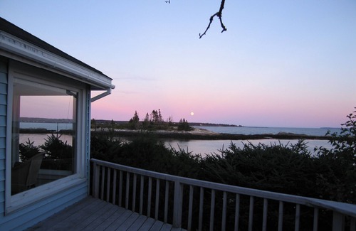 South Bristol House | Spectacular View from Christmas Cove, Maine. New dates available!