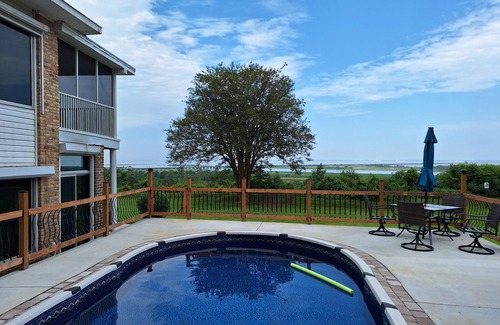 Spanish Fort House | Spectacular view with pool.