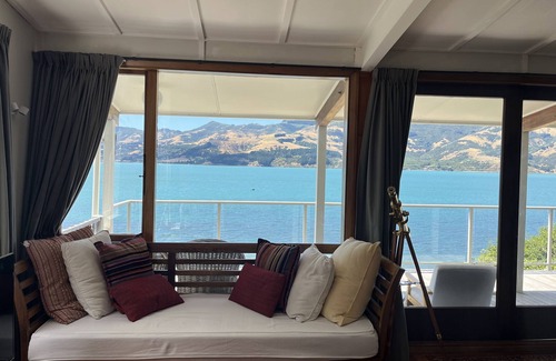 Wainui House | Spectacular views at Wainui Waterfront haven - Piwakawaka Retreat