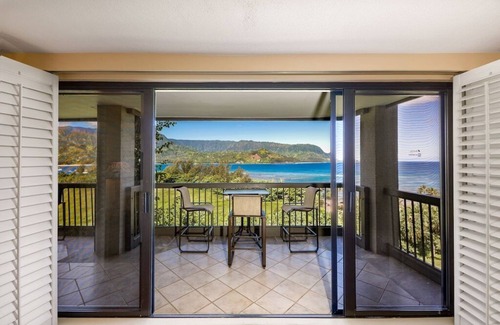 Princeville Condo | Spectacular Views of Hanalei Bay and Bali Hai