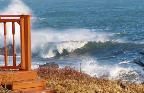 Sampson Cove House | Spectacularly situated on the beach on the cliffs of Cape Breton with private beach