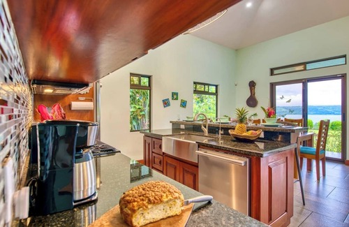 Tronadora Villa | Spellbinding views, 4 full suites, Hot Tub!