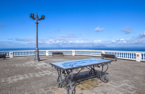 Piraino Apartment | Spend a relaxing vacation in this beautiful apartment with a fantastic view of the sea.
